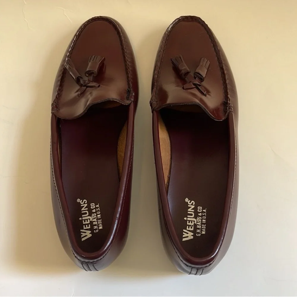 G.H. Bass & Co. Women's Burgundy Moccasins - Picture 4 of 4